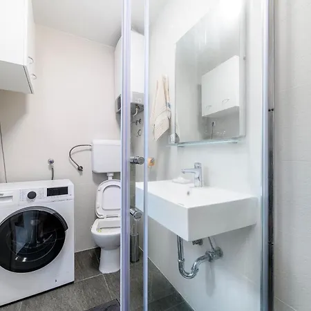 Black & White Apartment